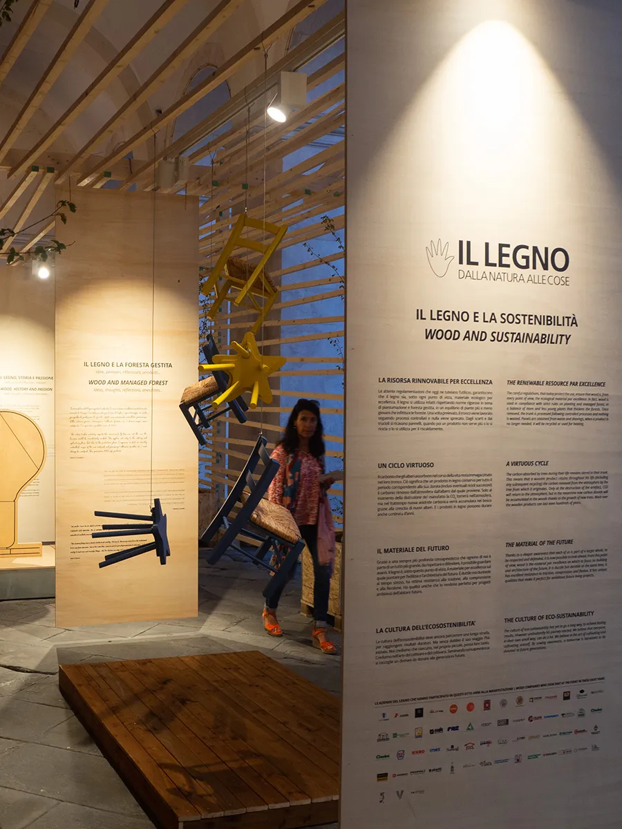 Progetto di Confindustria Bergamo in Città Alta “Il Legno dalla natura alle cose” Progetto di Confindustria Bergamo in Città Alta “Il Legno dalla natura alle cose”