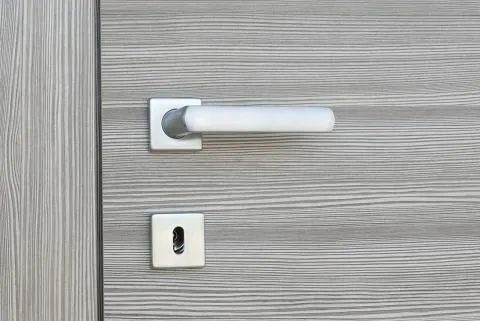 Ad ogni porta la sua maniglia: scopri la nostra selezione