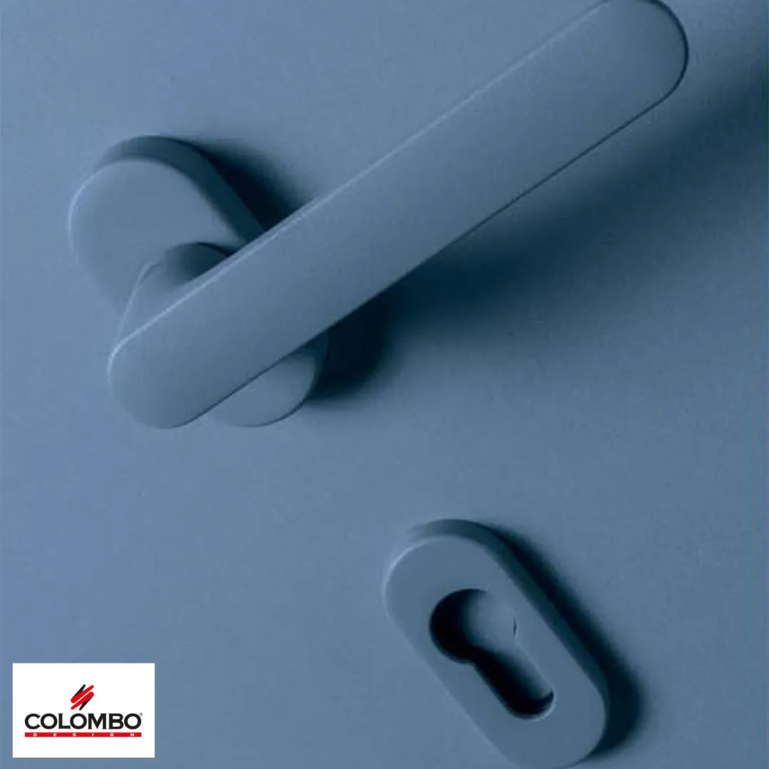 Esempio di maniglia in esposizione da Falegnameria Adda Maniglia colorata Colombo Design