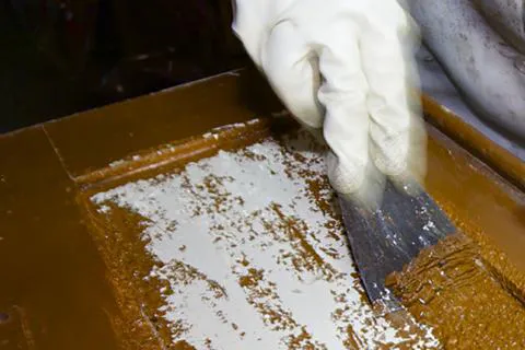 Rilucidatura dei serramenti interni: ridona luce alla tua abitazione